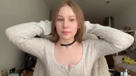 Snapshot of whoisalisa chatting on 15, 5, 2026 Alisa online show from 15, 5, 2026