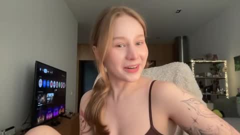 Snapshot of whoisalisa chatting on 30, 5, 2026 Alisa online show from 30, 5, 2026