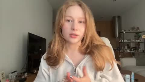Snapshot of whoisalisa chatting on 9, 6, 2026 Alisa online show from 9, 6, 2026