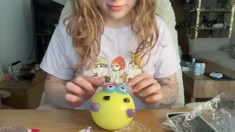Snapshot of whoisalisa chatting on 25, 6, 2026 Alisa online show from 25, 6, 2026