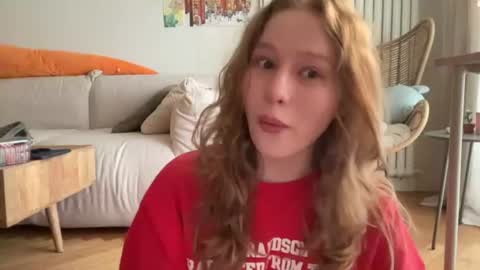 Snapshot of whoisalisa chatting on 27, 6, 2026 Alisa online show from 27, 6, 2026