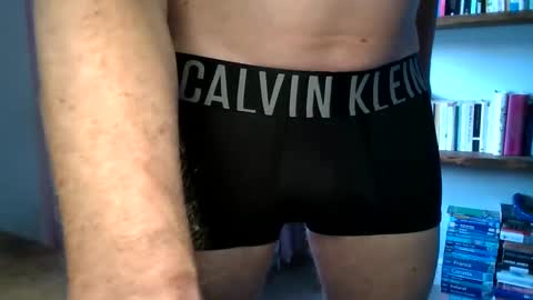 Snapshot of wibble34 chatting on 30, 12, 2024 wibble34 online show from 30, 12, 2024