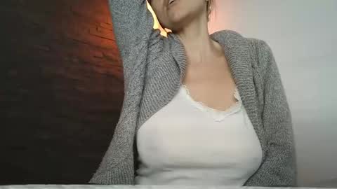 Ms Sultry online show from 6, 2, 2026