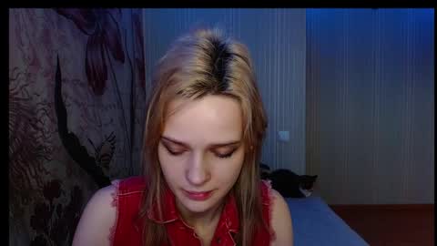 Victoria online show from 28, 9, 2025