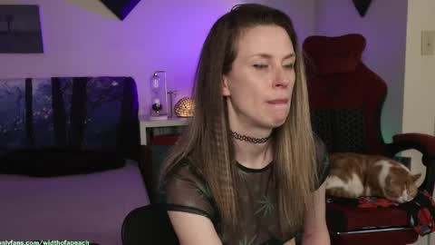 Snapshot of widthofapeach chatting on 21, 4, 2026 Gretchen Jimmy online show from 21, 4, 2026