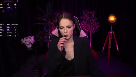 Snapshot of wild_alice_me chatting on 30, 4, 2026 Alice online show from 30, 4, 2026