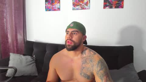 Devon and Chloe online show from 30, 1, 2025