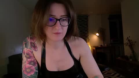 wild_peony online show from 13, 2, 2025