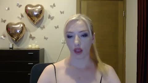 Snapshot of wild_silk_desire chatting on 12, 7, 2026 Alina online show from 12, 7, 2026