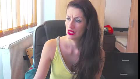 Bea online show from 4, 3, 2025