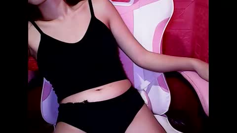 Snapshot of wildhorny_asian chatting on 7, 3, 2025 wildhorny_asian online show from 7, 3, 2025