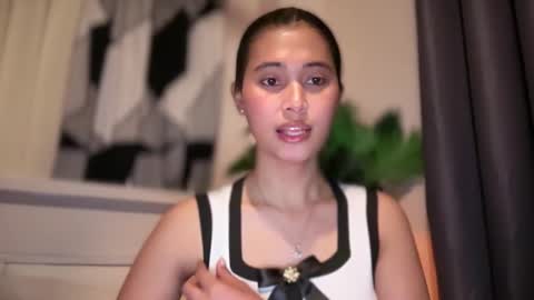 CHRISTINE online show from 17, 2, 2026