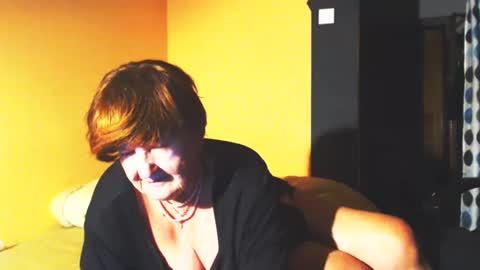 WildRedCat online show from 15, 2, 2025