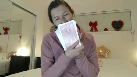 WildRose L - check my Pinned tweet if you dont see me online within 5 minutes after Ive sent email notifications online show from 19, 2, 2026