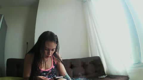 Wild Strawberry online show from 23, 1, 2025