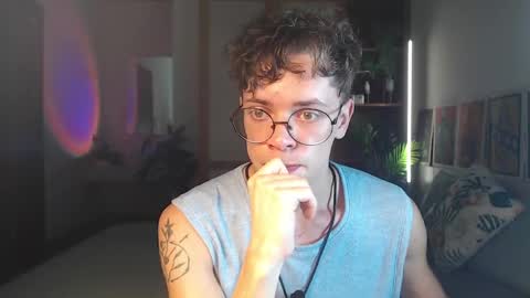 Snapshot of william_henry_a chatting on 12, 5, 2026 William online show from 12, 5, 2026