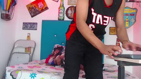 Snapshot of willians__ chatting on 5, 3, 2025 willians__ online show from 5, 3, 2025