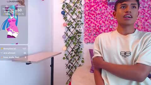 Snapshot of willians__ chatting on 8, 3, 2025 willians__ online show from 8, 3, 2025