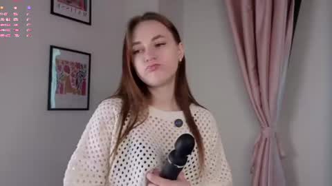 Snapshot of williapabey chatting on 20, 6, 2026 Sarah online show from 20, 6, 2026