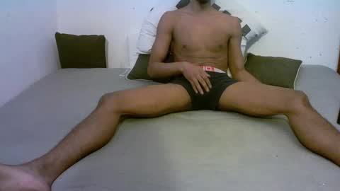 Snapshot of willingwillwet chatting on 10, 1, 2025 Call me Babe online show from 10, 1, 2025
