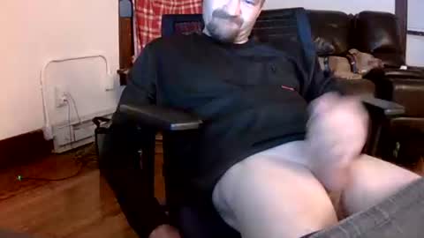 willydogg83 online show from 7, 11, 2025