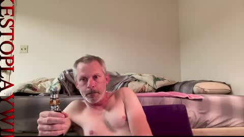 Snapshot of willylikestoplay74 chatting on 17, 5, 2026 Twisted Will online show from 17, 5, 2026