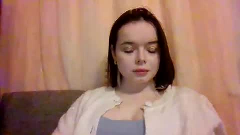 Emma  online show from 27, 12, 2024
