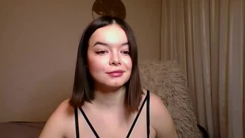 Emma  online show from 23, 10, 2025