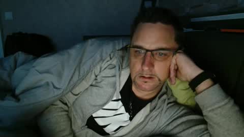 Snapshot of wirzwei8883 chatting on 19, 10, 2025 Dirty online show from 19, 10, 2025