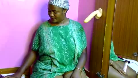 Snapshot of wisdom7_ chatting on 28, 2, 2025 wisdom7_ online show from 28, 2, 2025