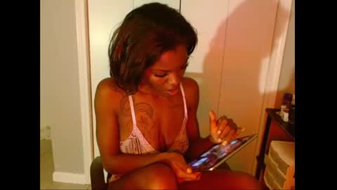 Snapshot of wishhwashy22 chatting on 3, 2, 2026 Chanel online show from 3, 2, 2026