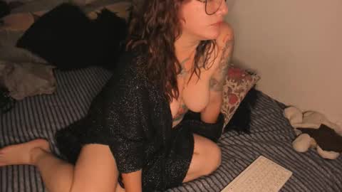 Snapshot of witch_eyes chatting on 10, 2, 2026 Anghel online show from 10, 2, 2026