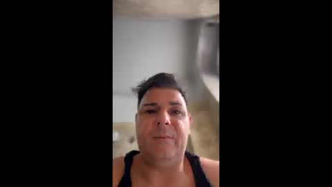 Snapshot of witebull83 chatting on 15, 12, 2024 Witebull online show from 15, 12, 2024