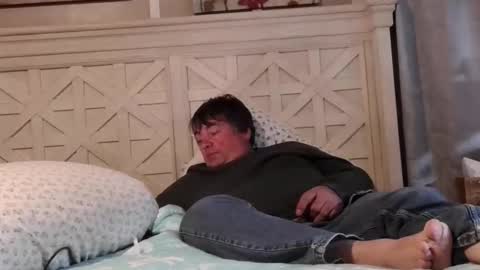 Snapshot of wldlife chatting on 12, 11, 2025 wldlife online show from 12, 11, 2025