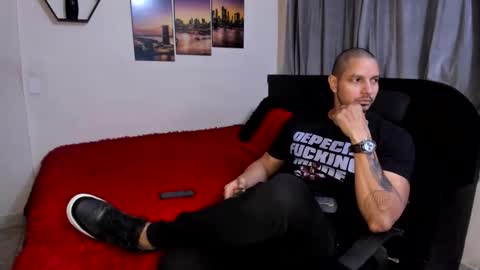 Snapshot of wncmodels chatting on 6, 4, 2026 Magnus Dark independent model online show from 6, 4, 2026