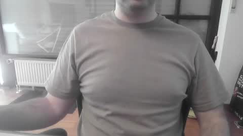 Snapshot of wolfgang184 chatting on 23, 7, 2026 wolfgang184 online show from 23, 7, 2026