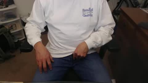 Snapshot of wolfie0717 chatting on 30, 12, 2024 wolfie0717 online show from 30, 12, 2024