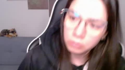 Snapshot of wolfs_daughter chatting on 13, 7, 2026 Alex online show from 13, 7, 2026