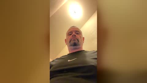 wombraider863 online show from 25, 2, 2026