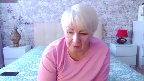 Snapshot of women_pleasures chatting on 20, 2, 2025 women_pleasures online show from 20, 2, 2025