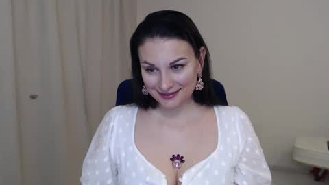 wonderr_woman online show from 24, 2, 2025