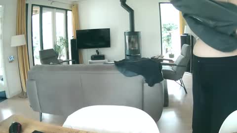 woodwurm and Snoeske online show from 19, 2, 2025