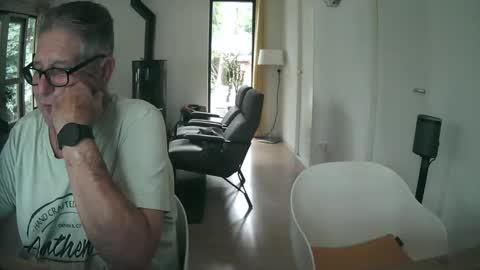 woodwurm and Snoeske online show from 16, 9, 2025