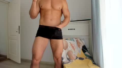 Snapshot of woolfiie chatting on 26, 5, 2026 Wolfie online show from 26, 5, 2026