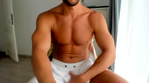 Snapshot of woolfiie chatting on 12, 7, 2026 Wolfie online show from 12, 7, 2026