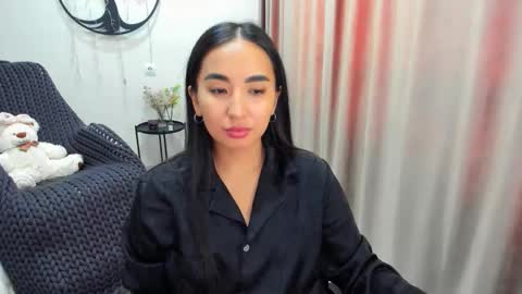 dudetta Kim online show from 3, 2, 2026