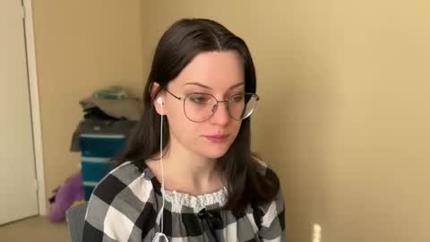 Lucina online show from 20, 1, 2025