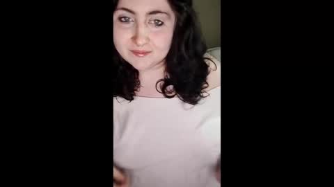 Clementine  online show from 15, 4, 2026