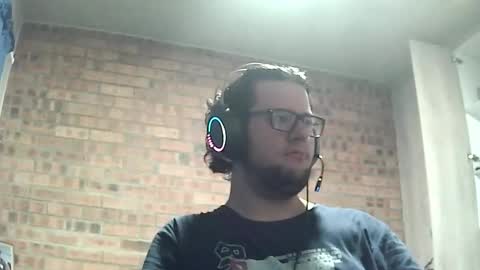 Snapshot of worsie333 chatting on 14, 11, 2025 worsie online show from 14, 11, 2025