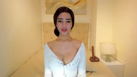Snapshot of worthy_bigcock_bigcum chatting on 15, 7, 2026 Lily online show from 15, 7, 2026